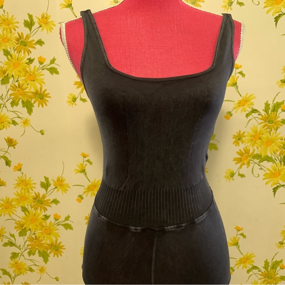 NWOT Free people movement good karma onesie jumpsuit M/L - Picture 3 of 10